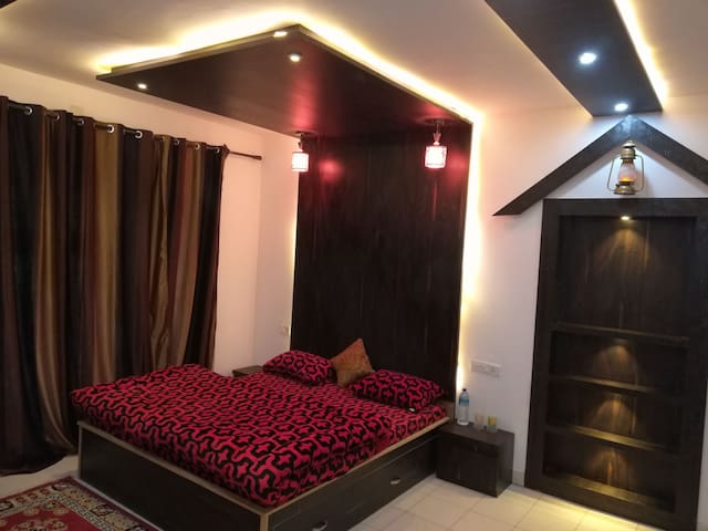 Theme based rooms at Peace N Pines.