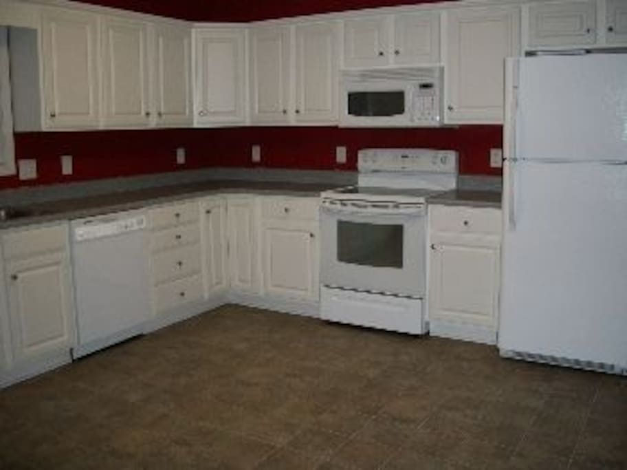 kitchen (appliances are different---upgraded)