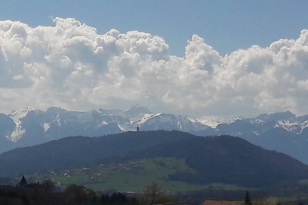 Une vue depuis le Verger du Bonheur.