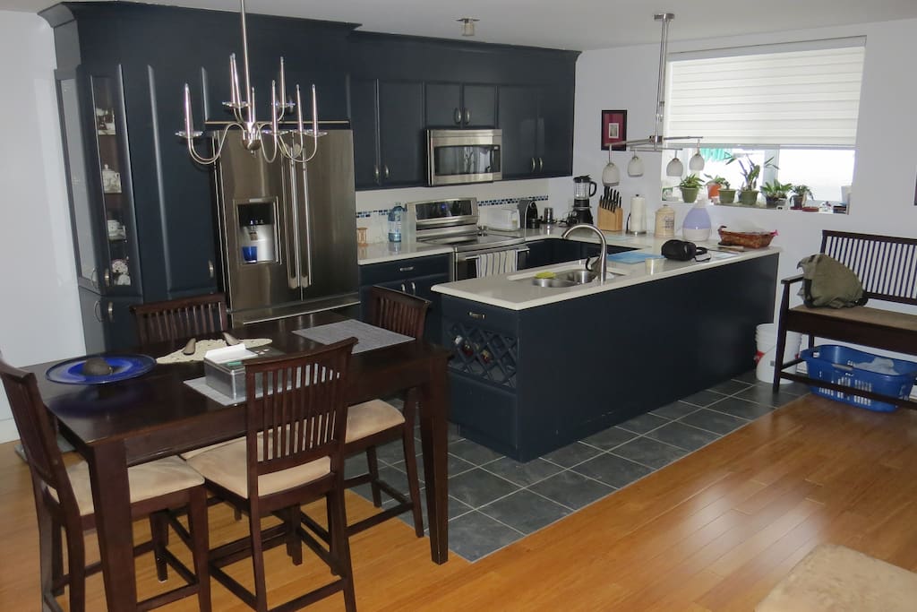 Shared kitchen and dining part
