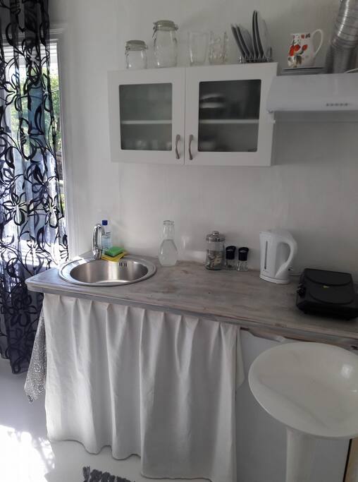 Mandala Flower Suite kitchen
