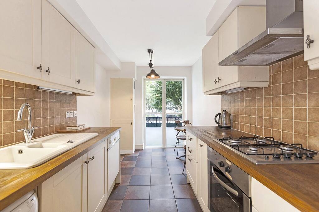 Modern, fully equiped kitchen