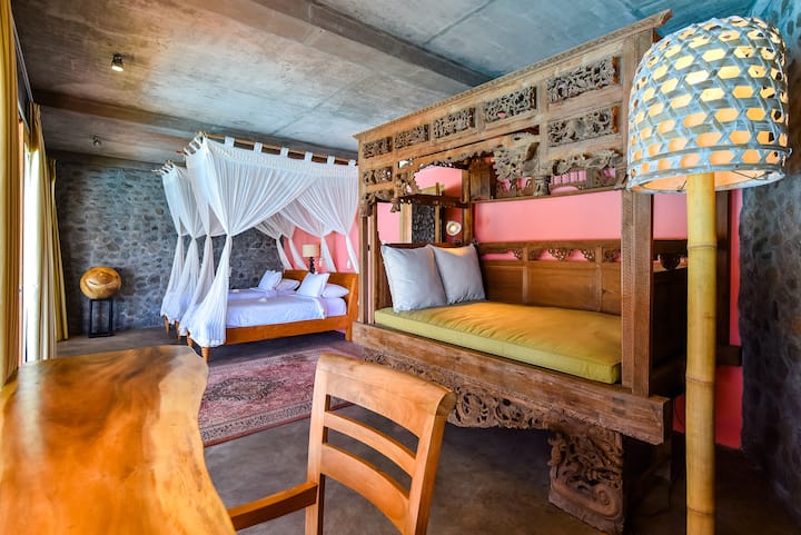 Bedroom 4, next to the pool, 3 singles