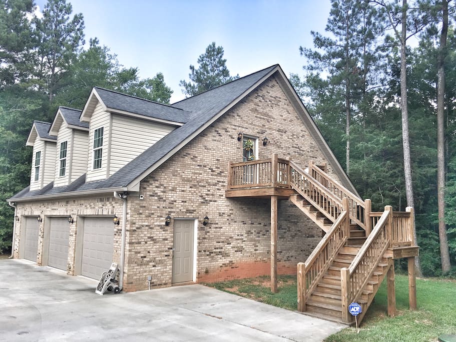 Outside of house from driveway