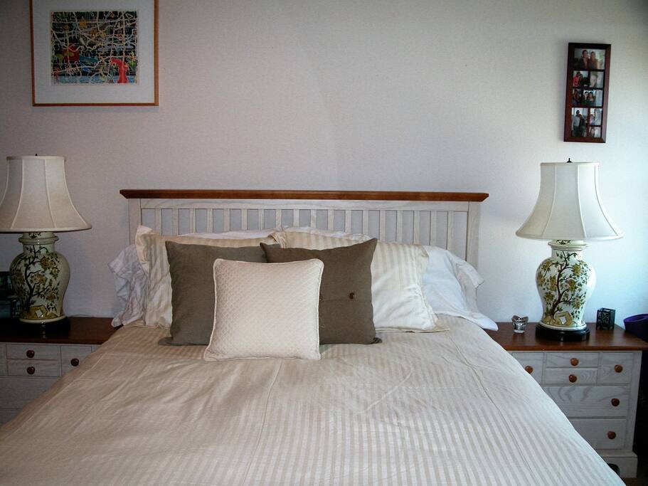 Queen size bed