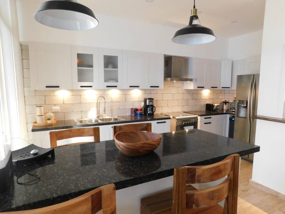 Kitchen updated September 2018 with high top counter.