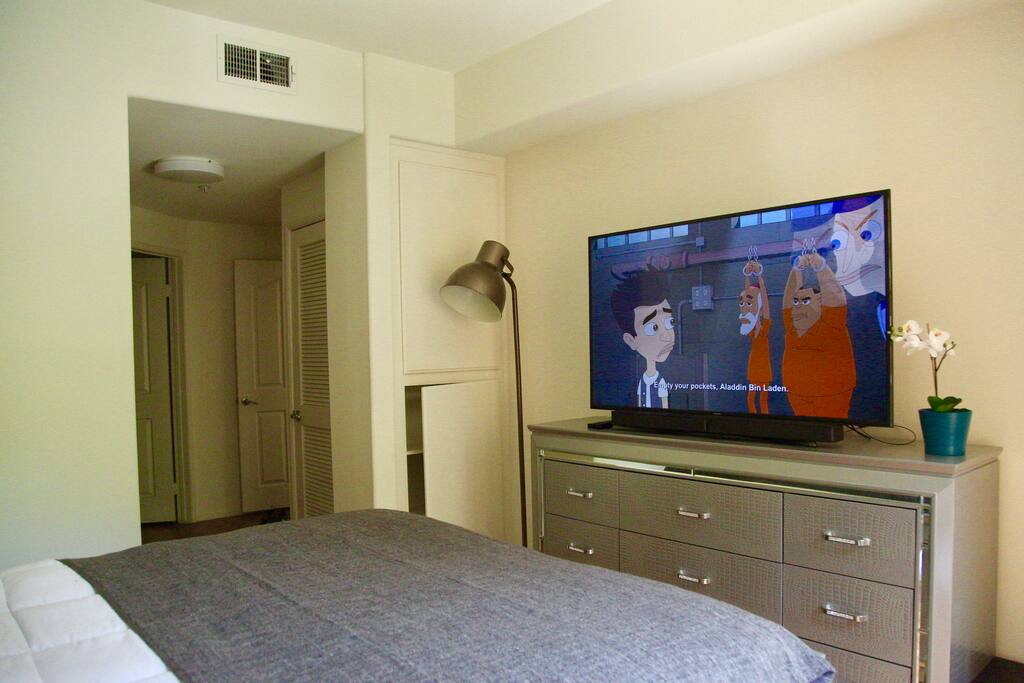 Bedroom 55 TV