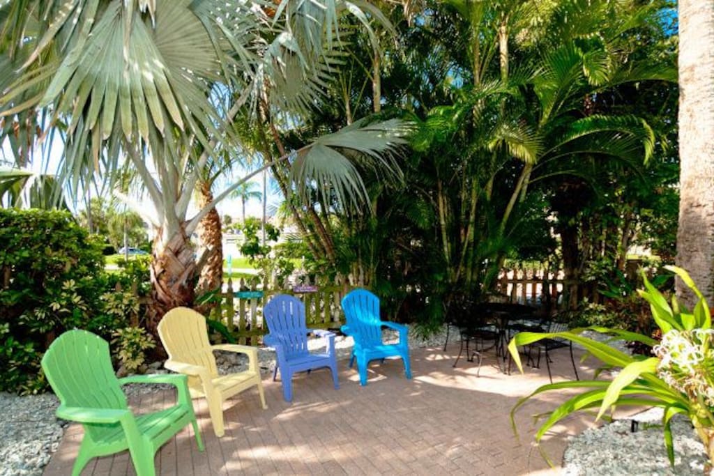 Sitting Area by Entrance