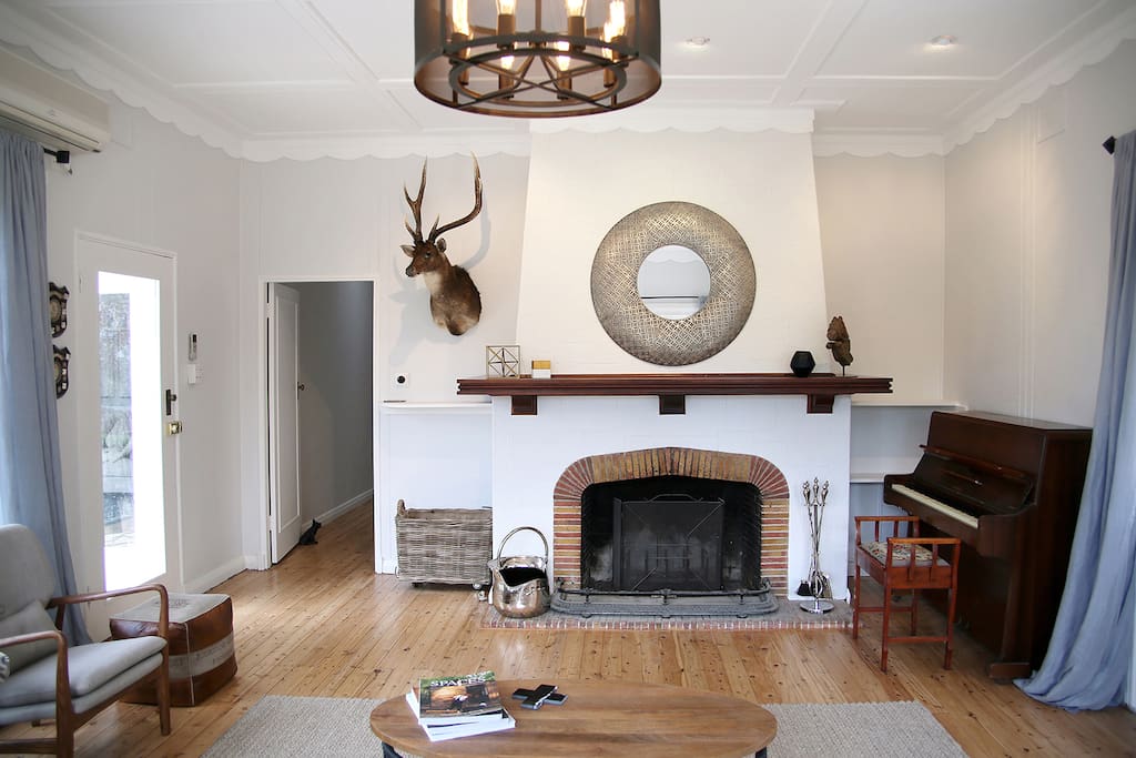 Main residence - formal lounge room