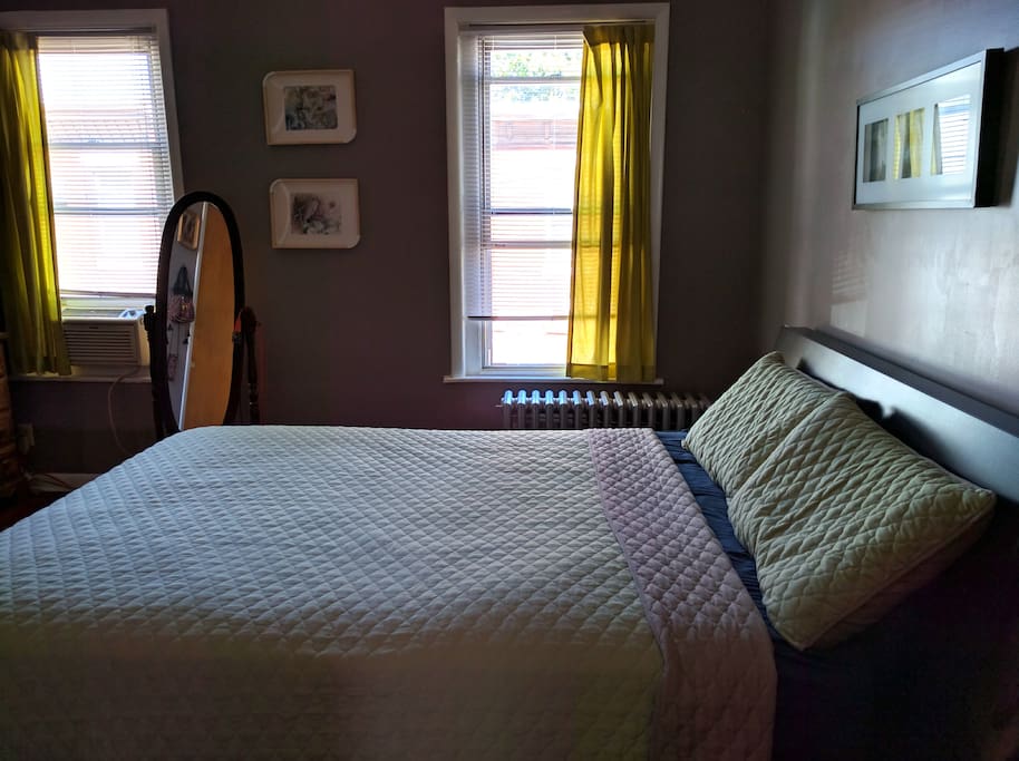 Guest room