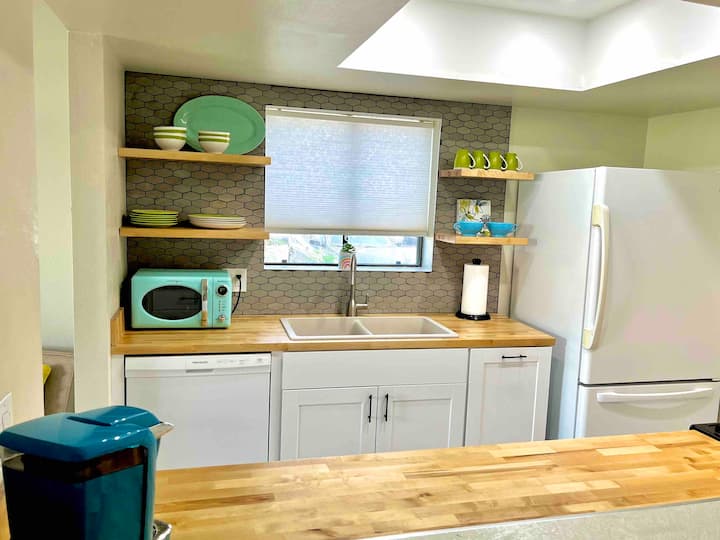 Boho Chic Condo Near Asu - Tempe, AZ