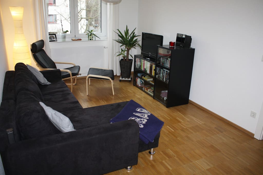 Gästezimmer mit TV, Radio