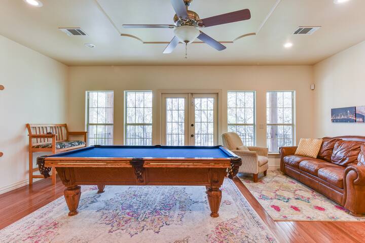 urban oasis great for groups (2 acre gated estate) gallery image 5