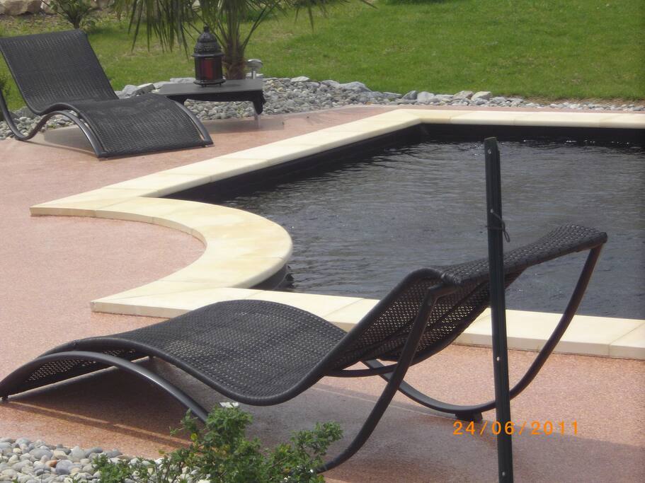 Piscine noir