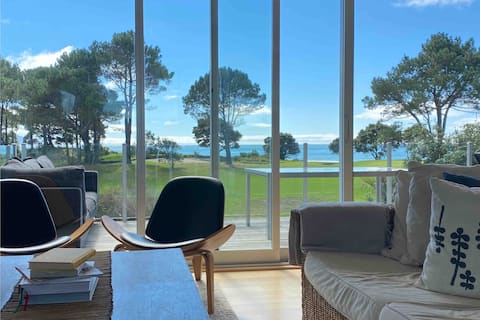 Modern Retreat in Matarangi