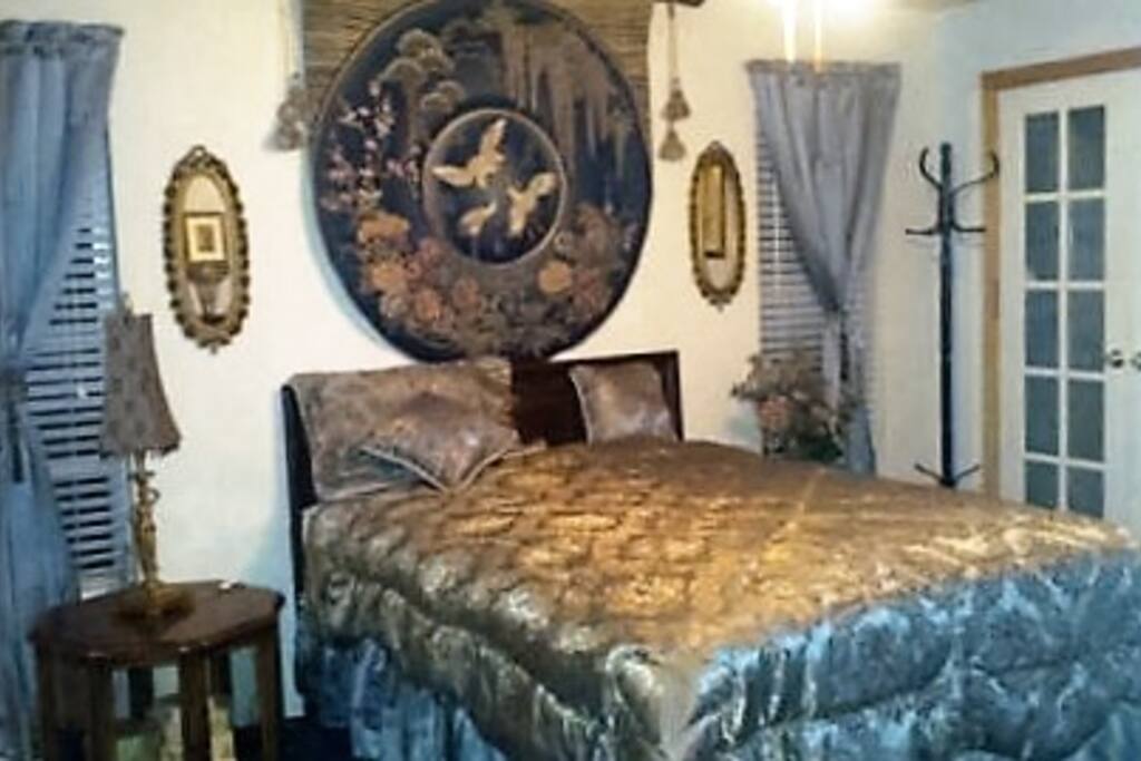 Quiet, comfortable room