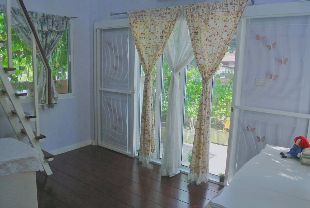 Private Living Room