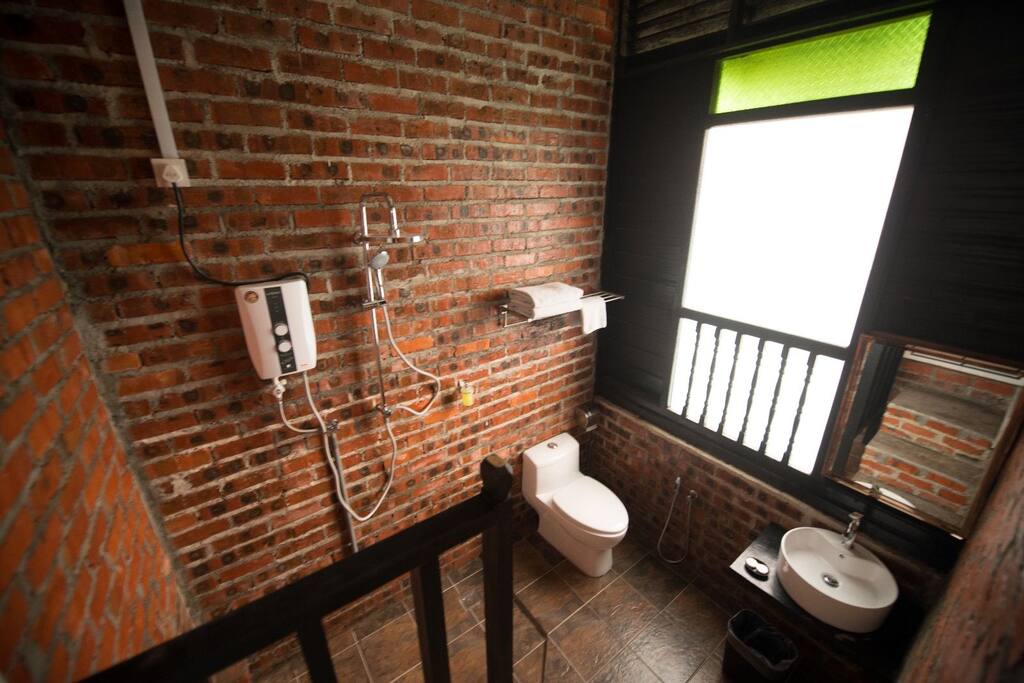 Superior Room Bathroom