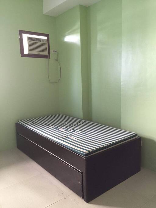 This bed has a pull-out bed.
