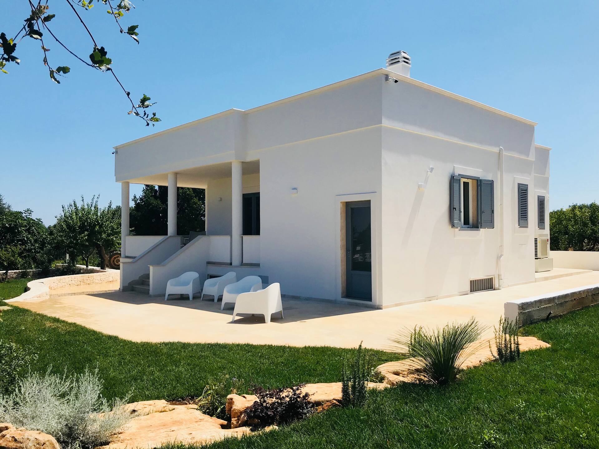Villa in Puglia with sea view and olive trees — photo 4