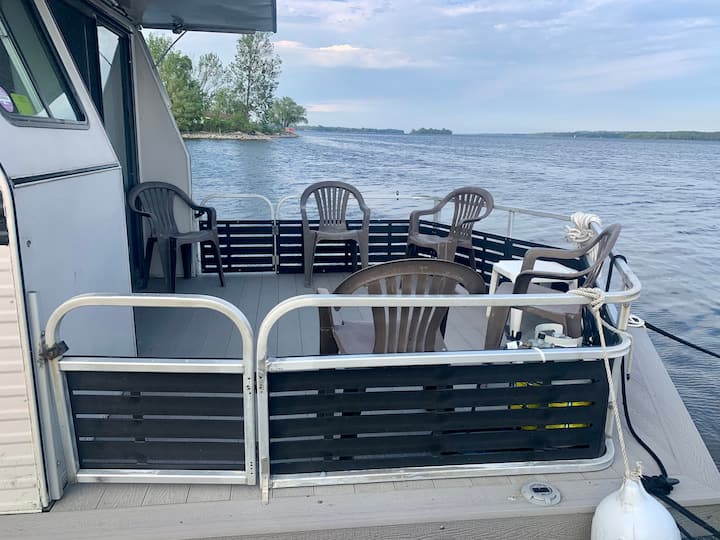 Top 5 Houseboats In Ontario, Canada Updated 2024 Trip101
