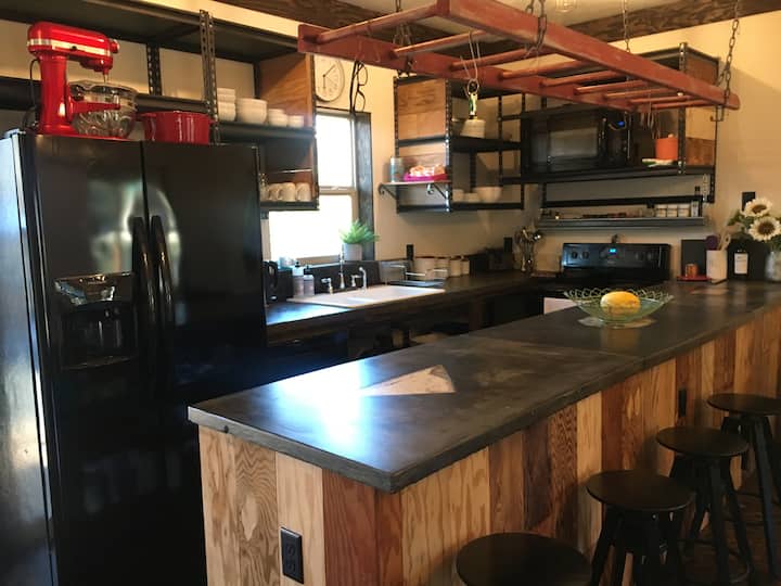 10 Best Airbnb Vacation Rentals In Oakridge, Oregon Updated 2024