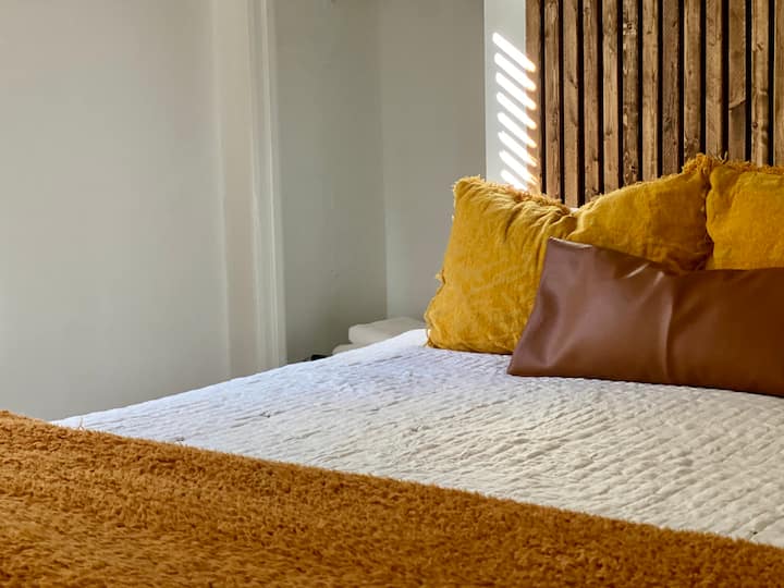Bedroom #1