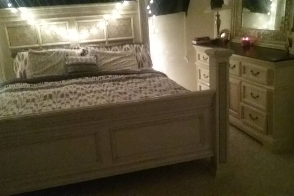 King bed