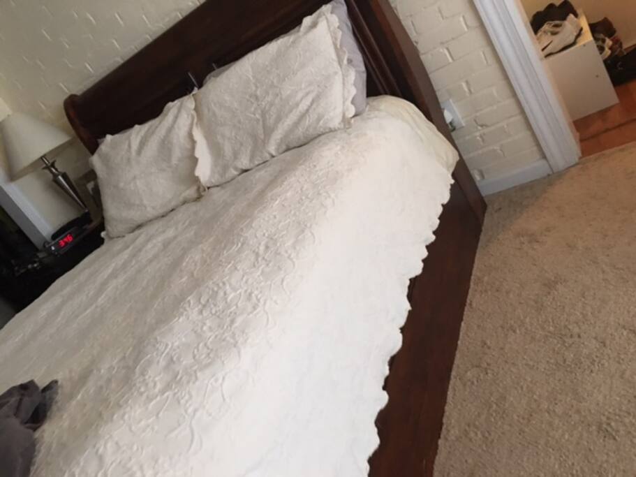 Queen Bed