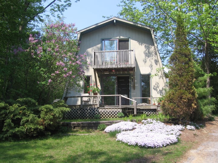 Burlington Cabins Cottage and Cabin Rentals Airbnb