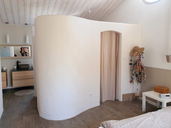 cuarto de baño y vestidor de la suite principal