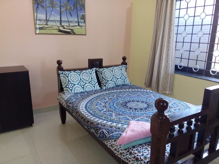 Lobos Guest House Гоа Кавелоссим