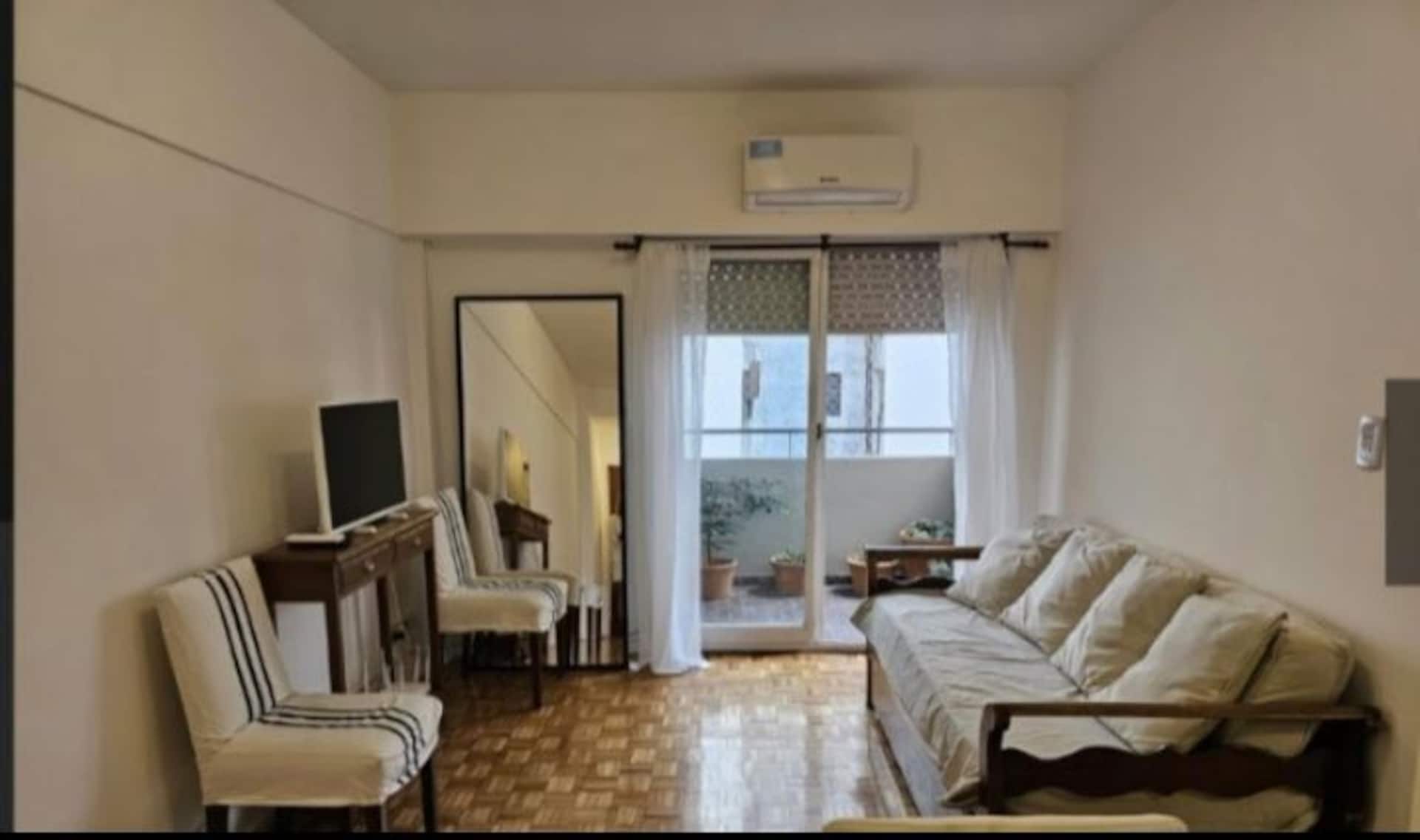 Квартира с 1 спальней и мебелью в Recoleta