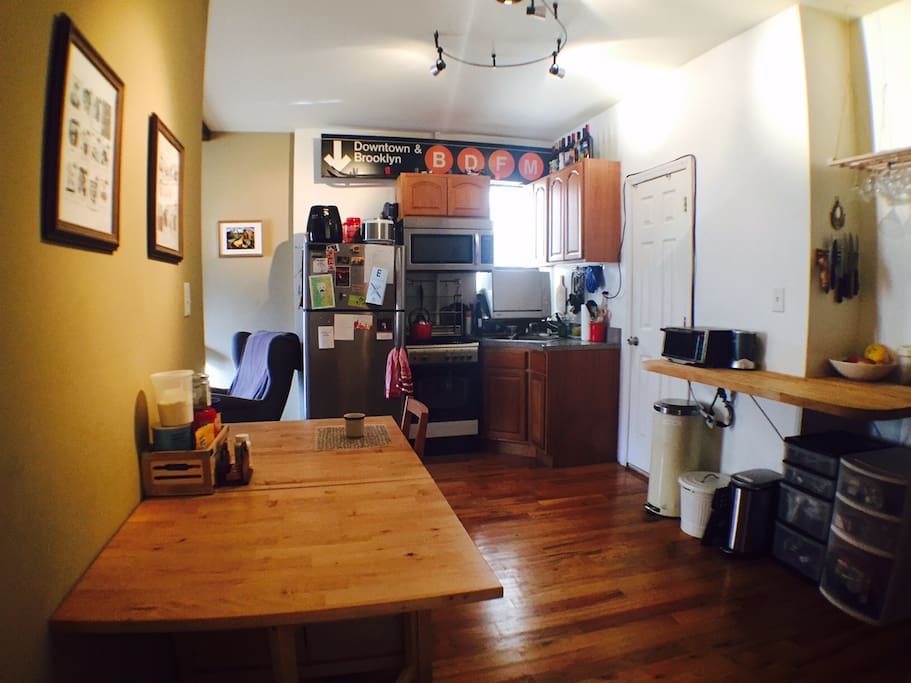 Kitchen/Dining Area
