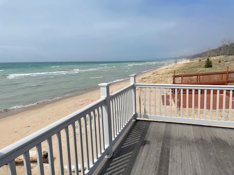 Lake Michigan, Pentwater Cottage - Lake Front