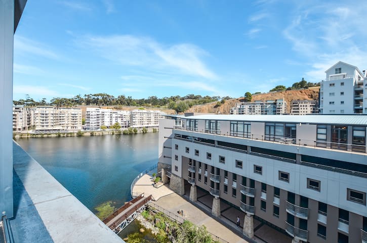 Penthouse – Tygervalley Waterfront