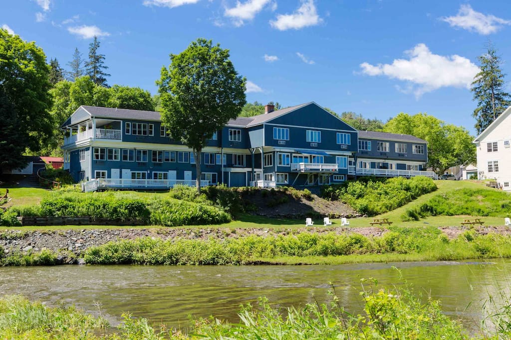 Welcome to your beautiful Vermont escape in charming Woodstock!