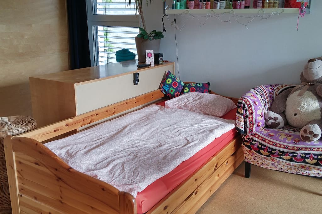 Einzelbett / single bed