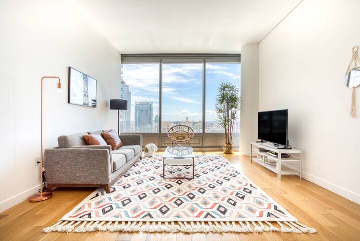 Spacious 1br Dtla Apartment With Pool By Zeus Serviced