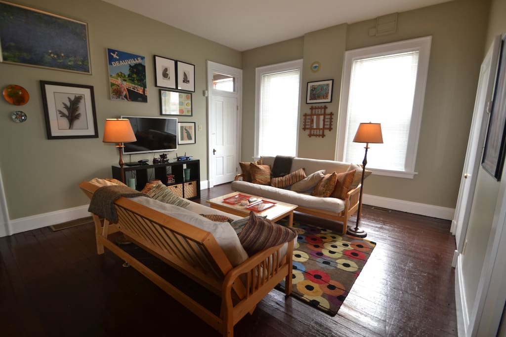 Living room - from bedroom