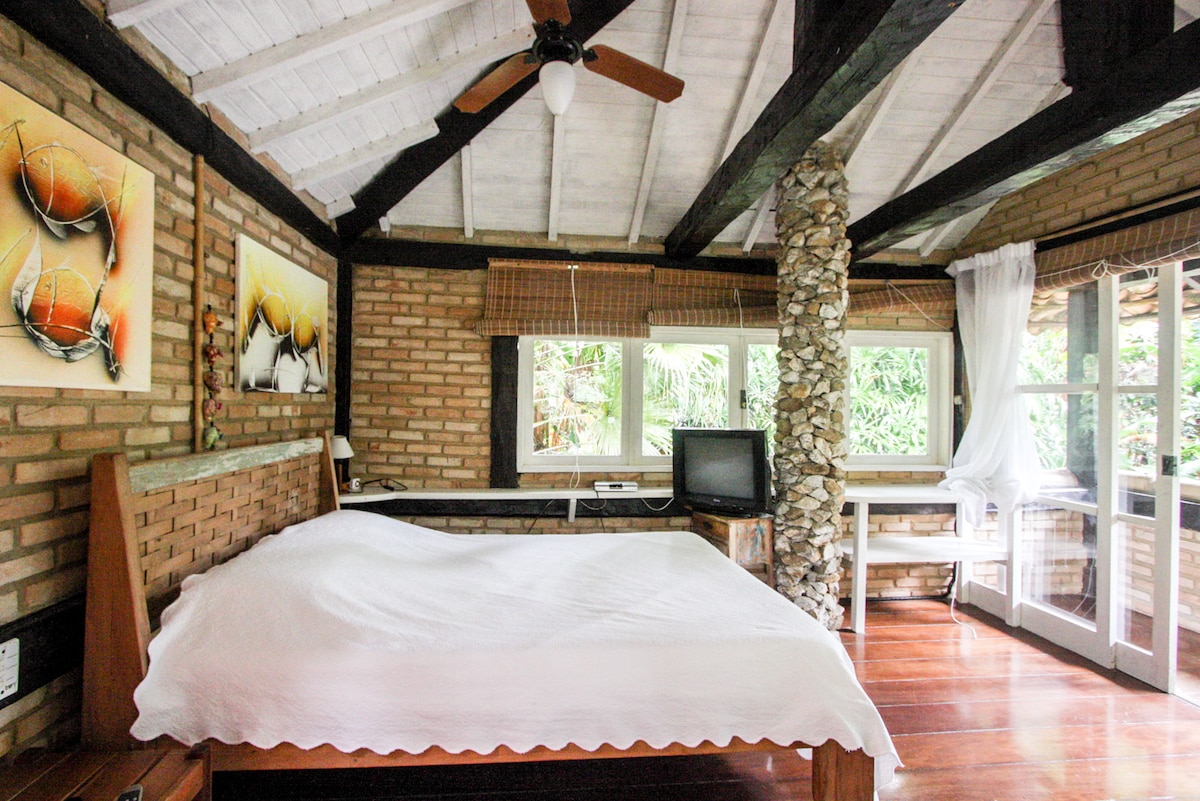 Hlavný apartmán s balkónom na 2. poschodí