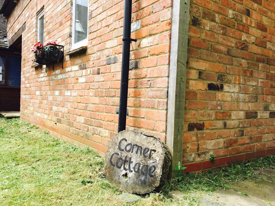 Corner Cottage