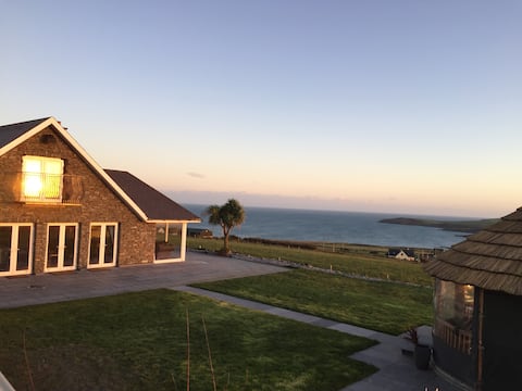 kinsale,Ocean View,sleeps22,6bedroom,kids playroom