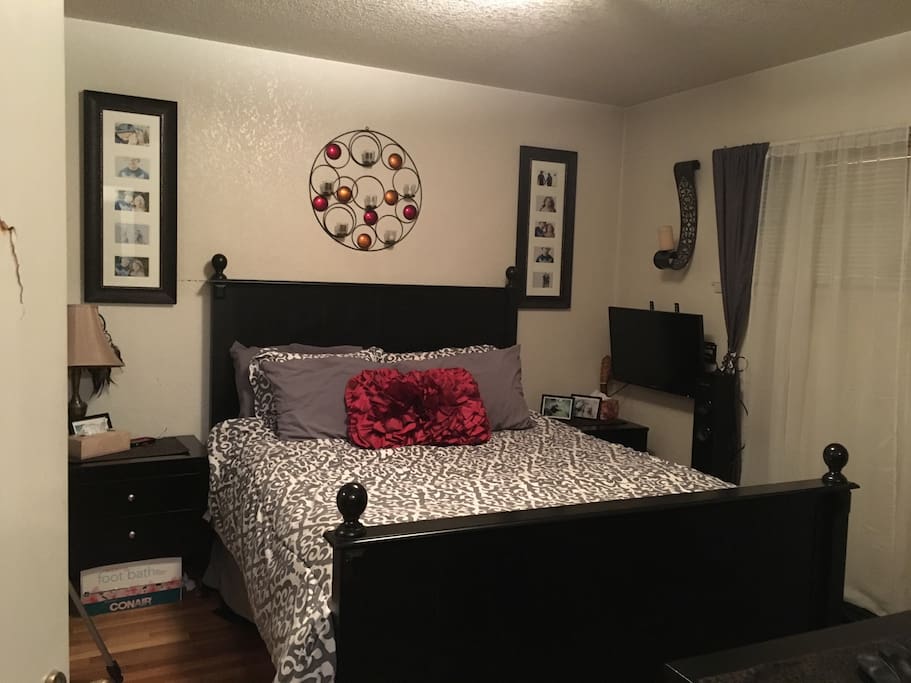 Queen size bed