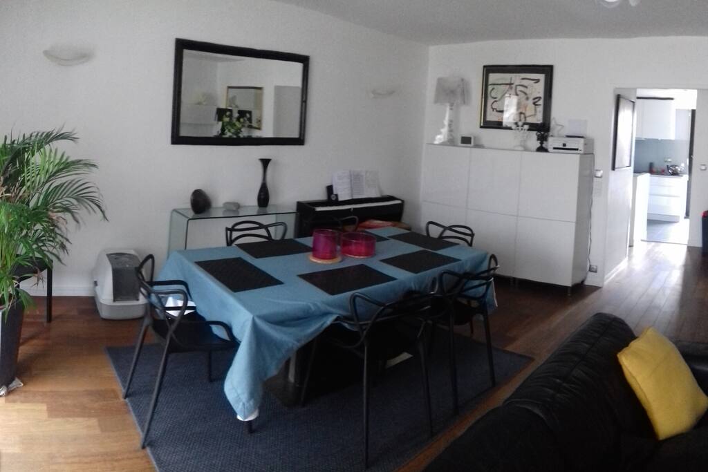 Côté salle à manger