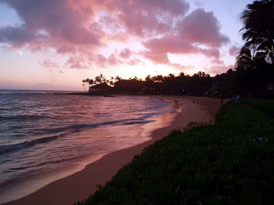 Stunning Sunsets at Kiahuna Beach