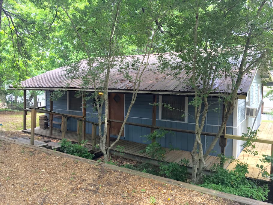 Front of the cabin facing the road.