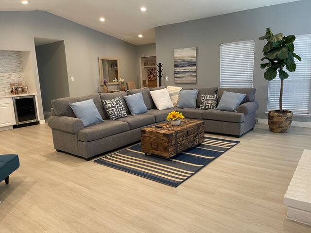 Peaceful Pool in 4BR w/ BBQ, Patio, and Near Strip gallery image 2