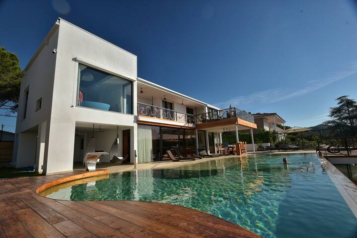 Villa Tuzko , sea view Vila with pool and cinema gallery image 2