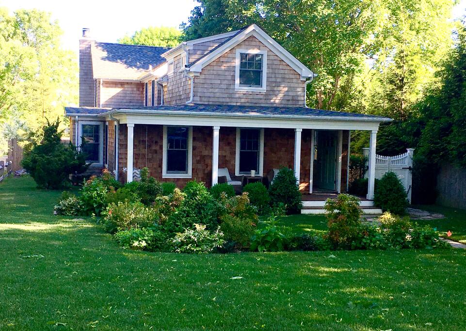 Front of house with porch